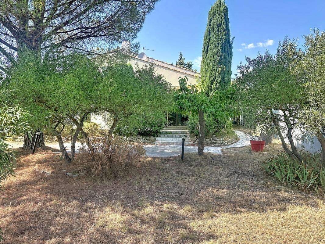Sur les hauteurs d'aramon maison indivduelle t6 165m ² sur 886 m² - photo 14