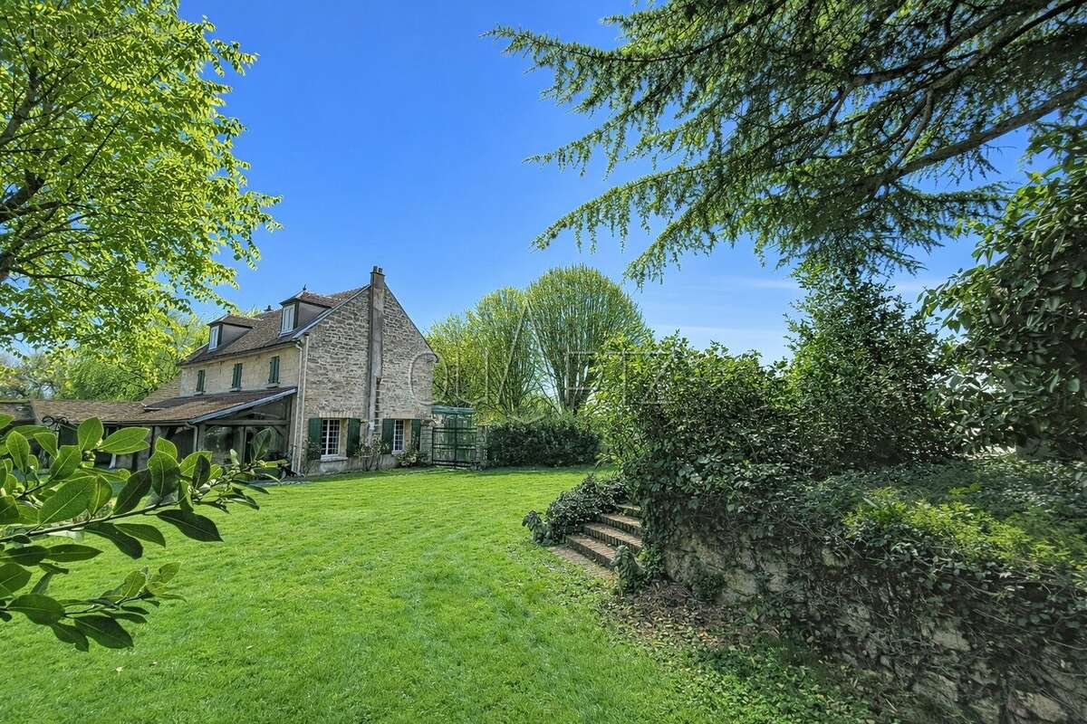 Maison à HARAVILLIERS