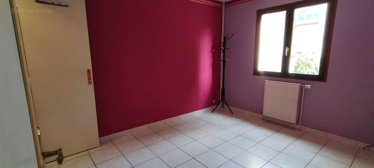 Maison à LA VILLE-DU-BOIS