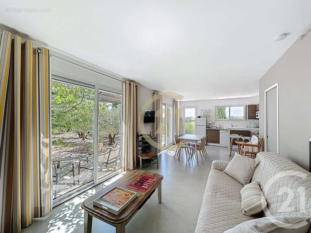 Maison à ROCHEFORT-DU-GARD