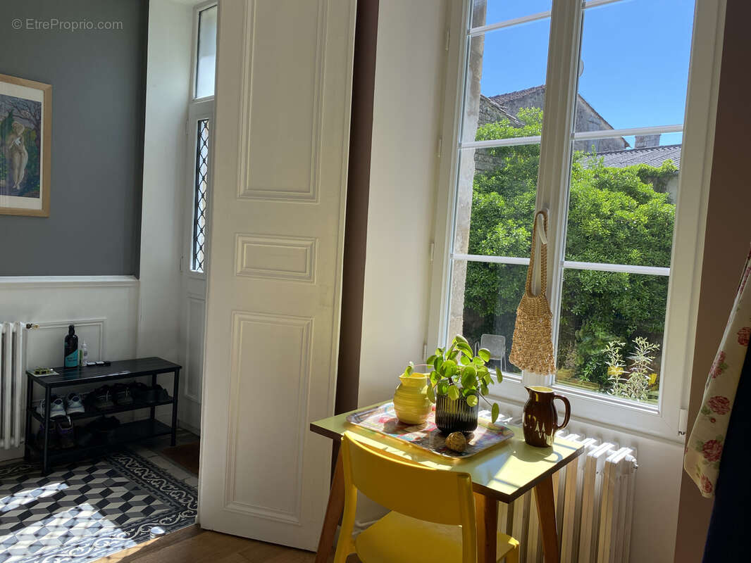 Maison à CHATEAUNEUF-SUR-CHARENTE