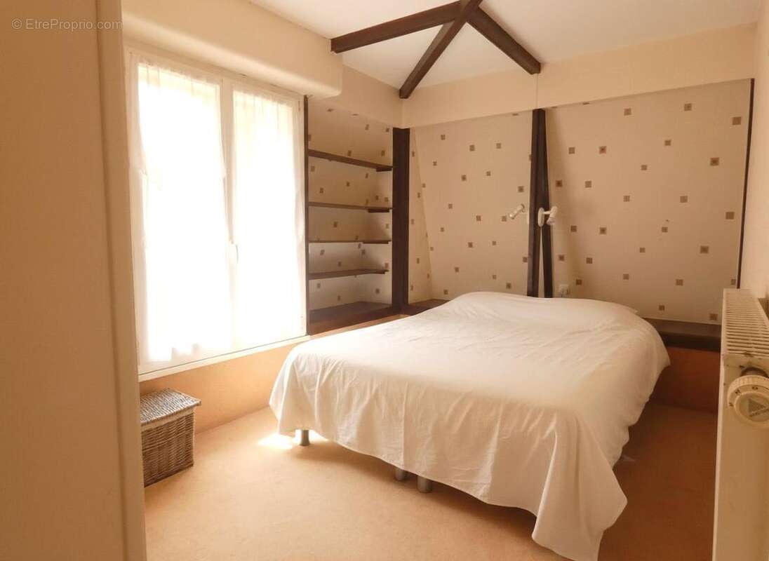 Maison 175 m² à Vienne-En-Val  - photo 7