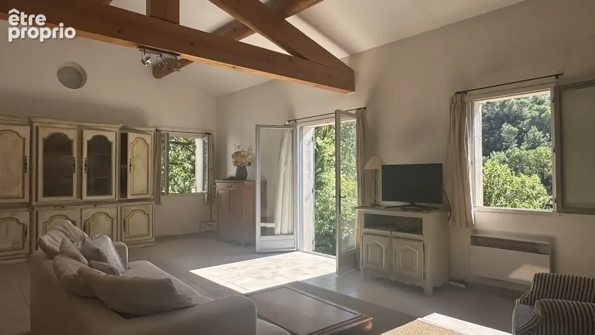 Maison 179 m² à Menerbes  - photo 8