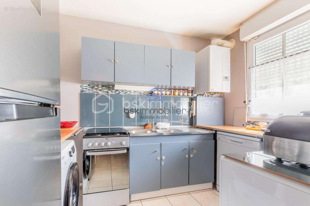 Maison à VIGNEUX-SUR-SEINE