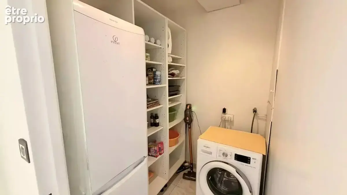 Appartement Vitrolles 4 pièce(s) 80 m2 - photo 8