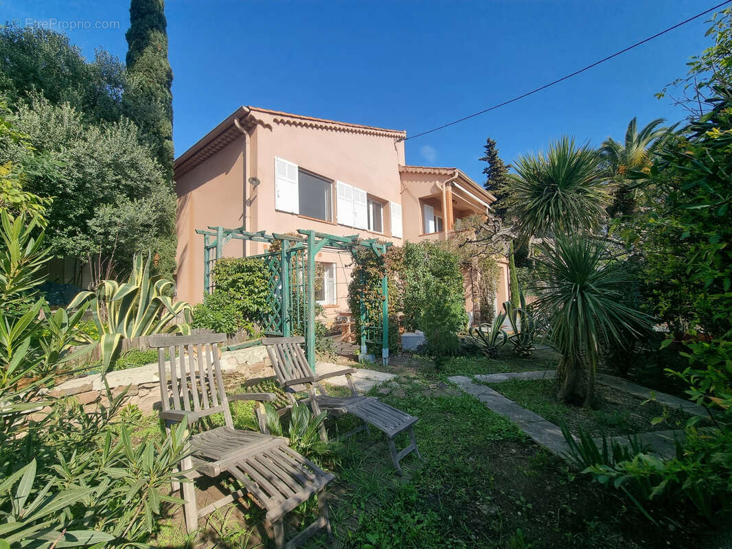 Maison à SAINT-RAPHAEL