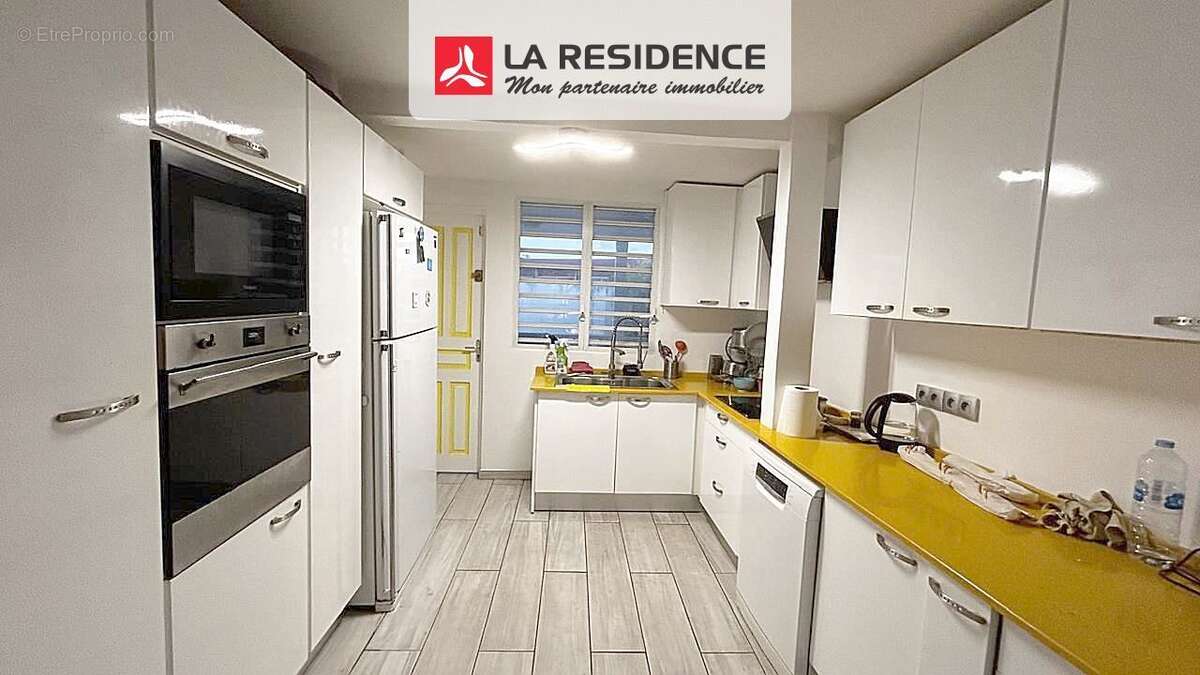 Maison à SCHOELCHER