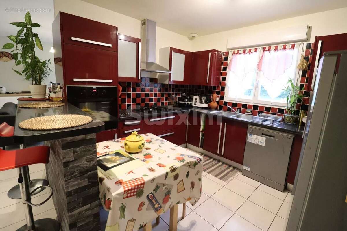 Maison à SAINT-MARCEL