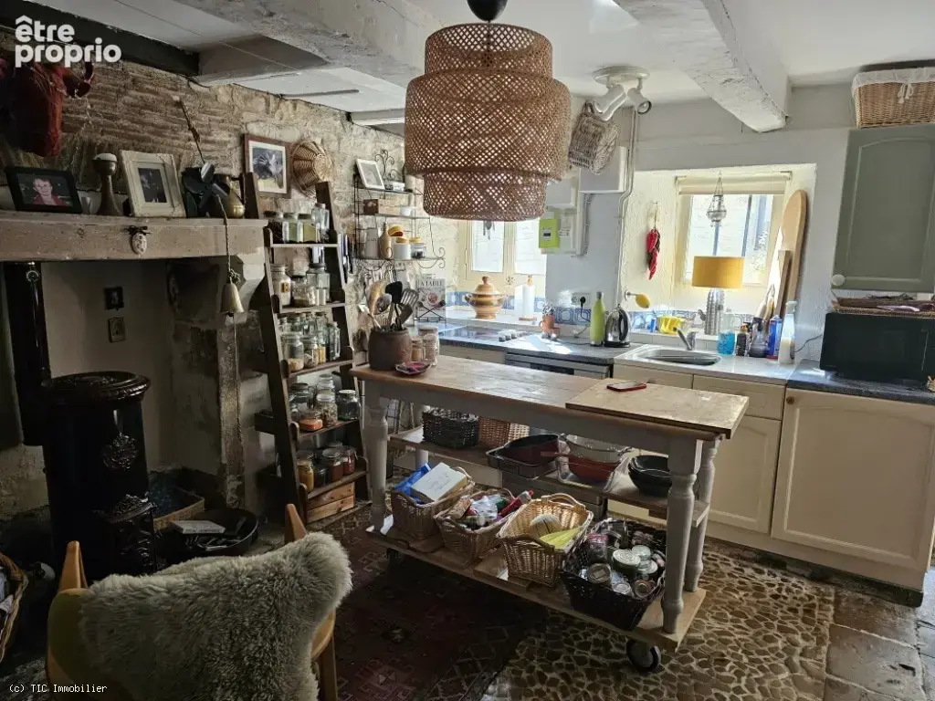 Belle maison en pierre au cœur du village pittoresque de Nanteuil-en-Vallée - photo 14