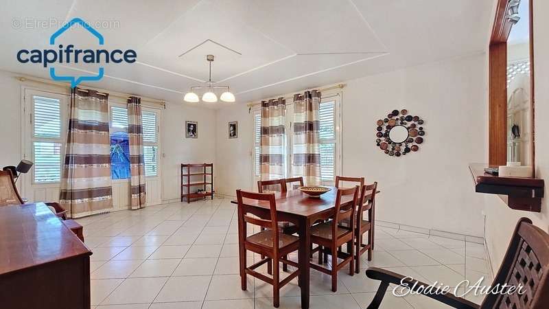 Maison à SAINTE-ROSE