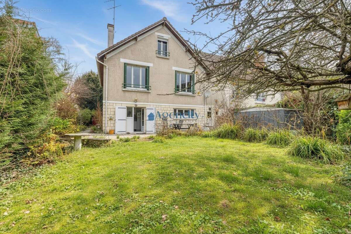 Maison à GOURNAY-SUR-MARNE