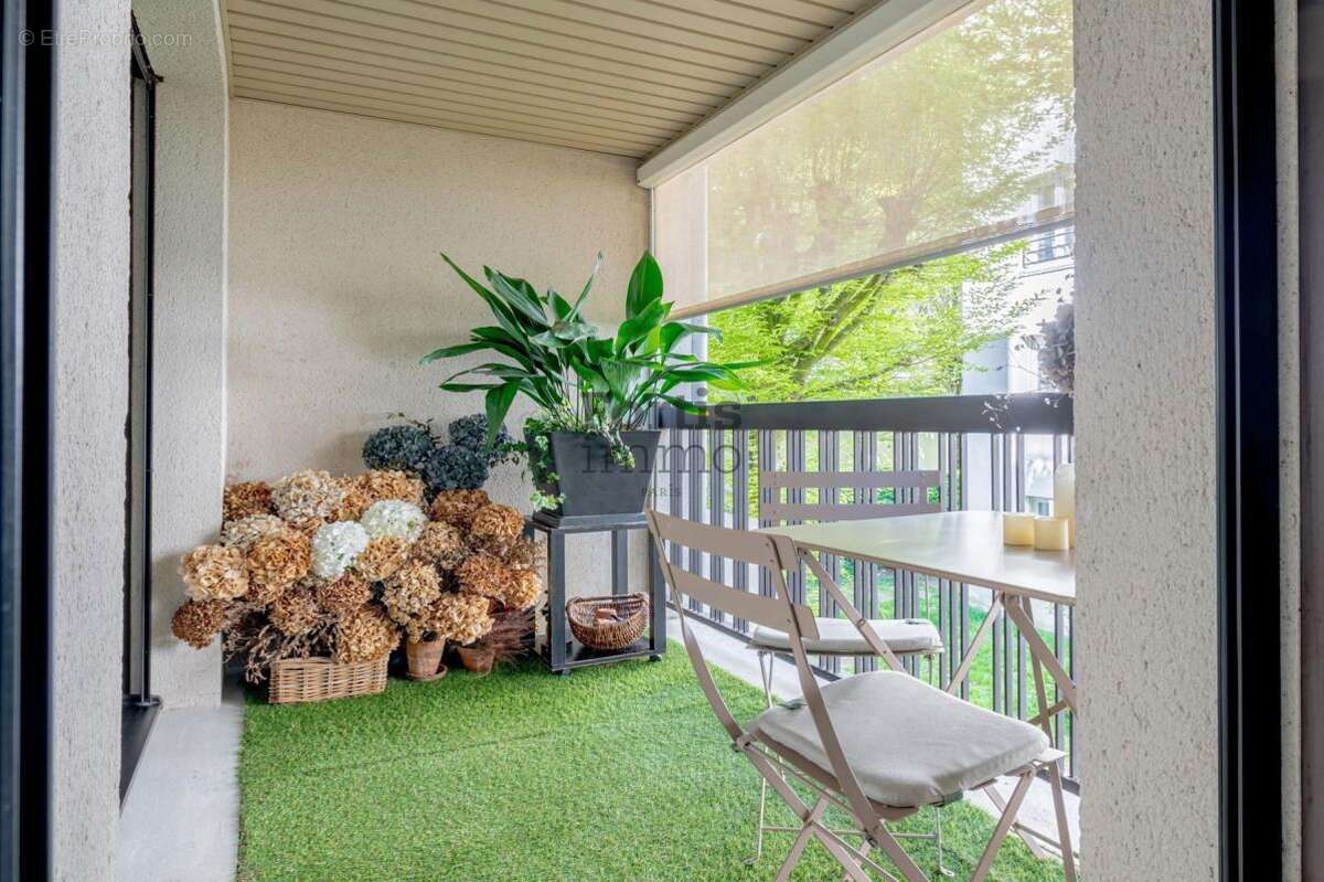 Appartement à PARIS-20E