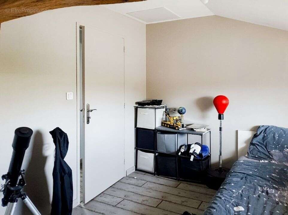 Maison à BOTZ-EN-MAUGES