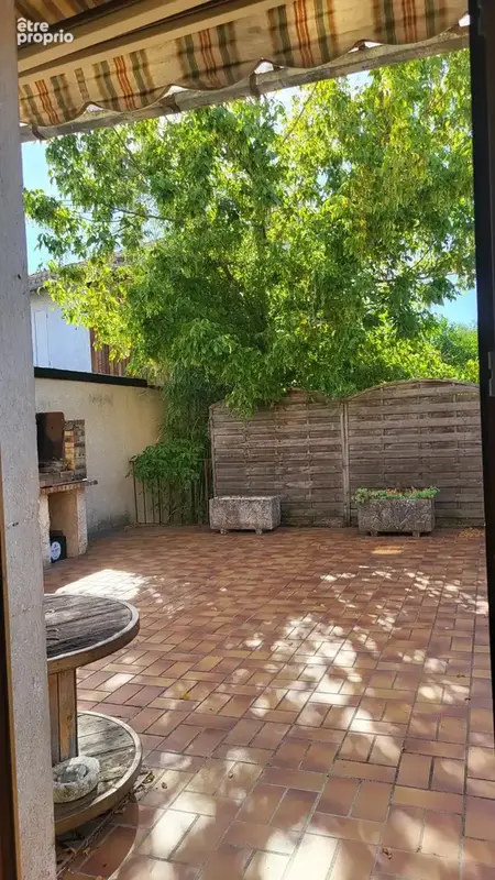 Maison 138 m² à Romaneche-Thorins  - photo 8