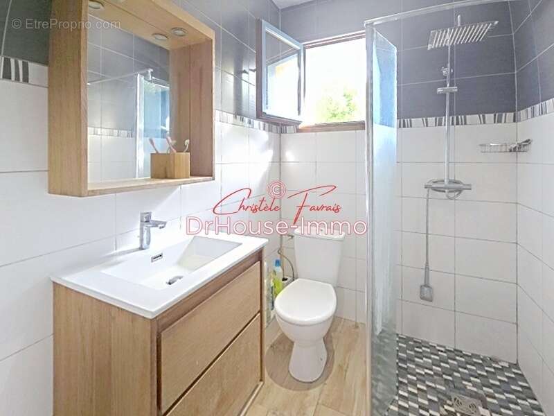 Maison à LOUVIGNE-DU-DESERT