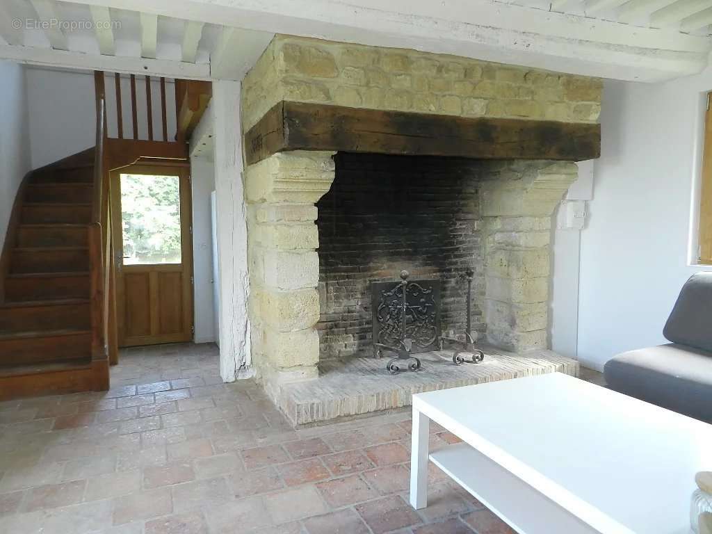 Maison à SAINT-PIERRE-SUR-DIVES