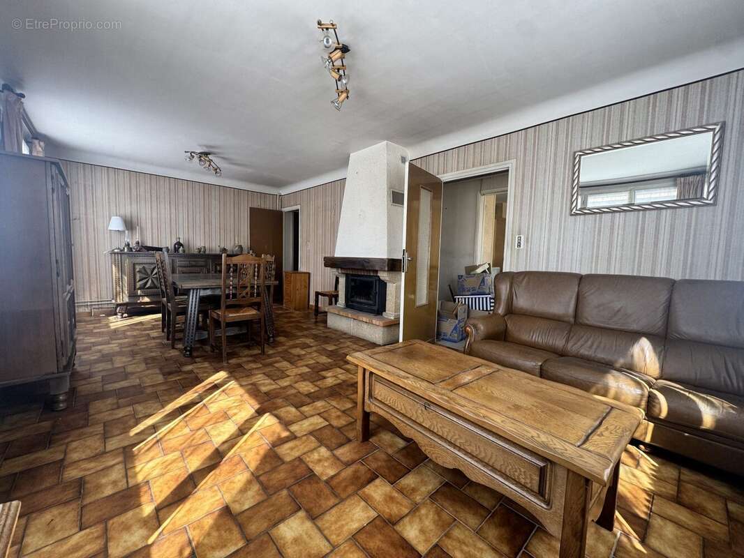 Maison à BEAUREGARD-VENDON