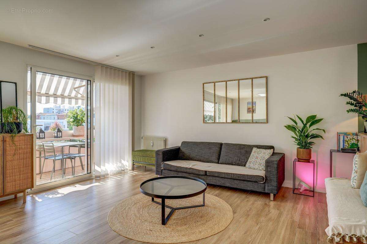 Appartement à CALUIRE-ET-CUIRE