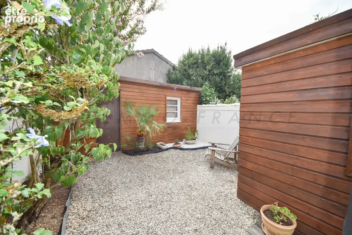 A vendre - talence st genes - echoppe pierre de 108 m2 - 3 chambres - terrain de 140m2 - 417000€ - photo 2