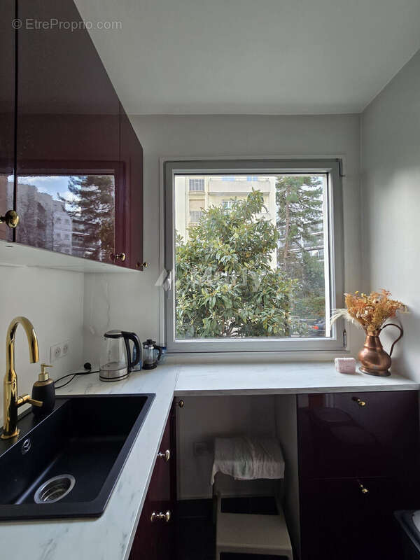 Cuisine - Appartement à BOULOGNE-BILLANCOURT