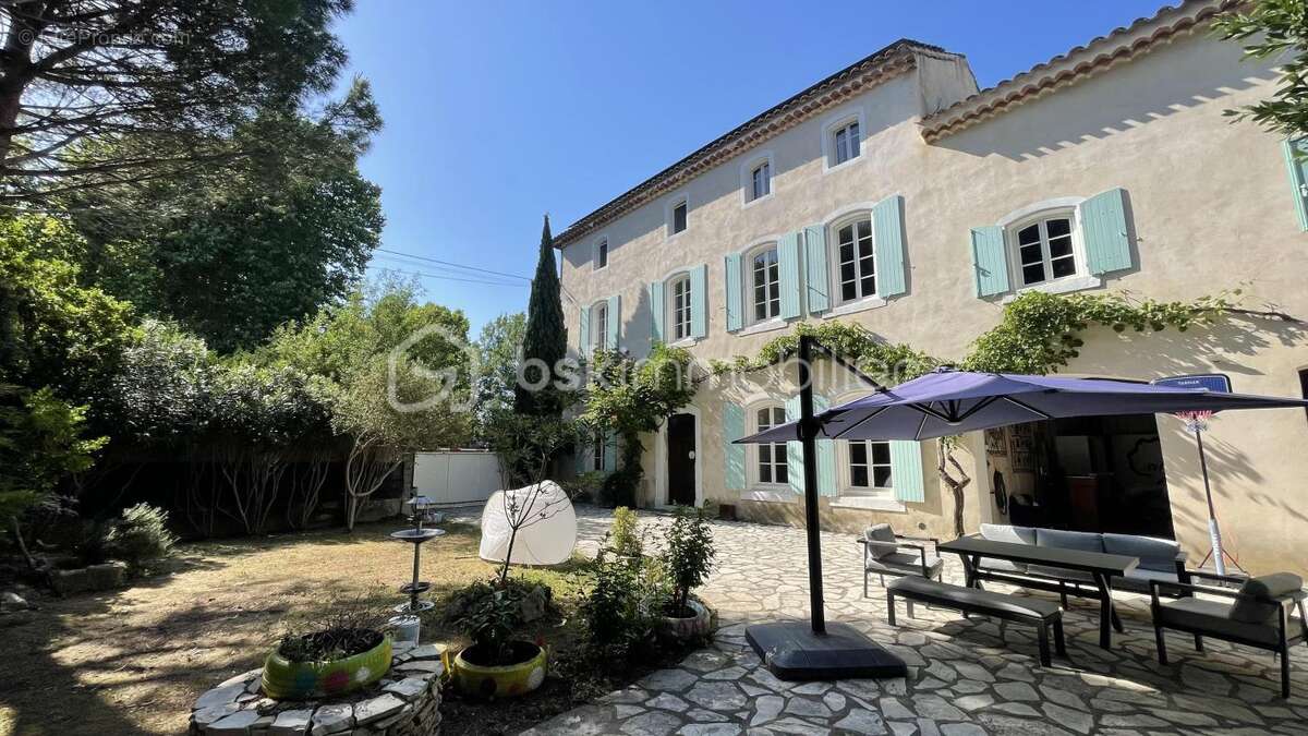 Maison de Maître d’exception avec piscine couverte et parc arboré - photo 2