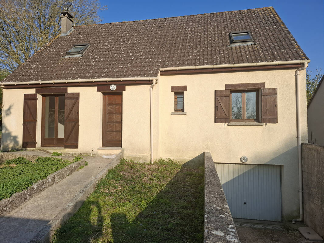 Maison à COULOMMIERS