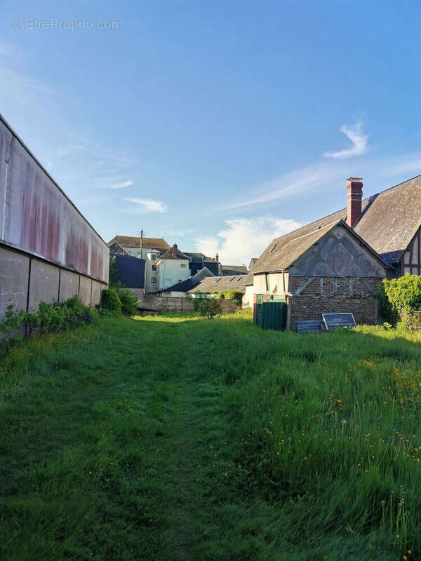 Terrain à BOURG-ACHARD