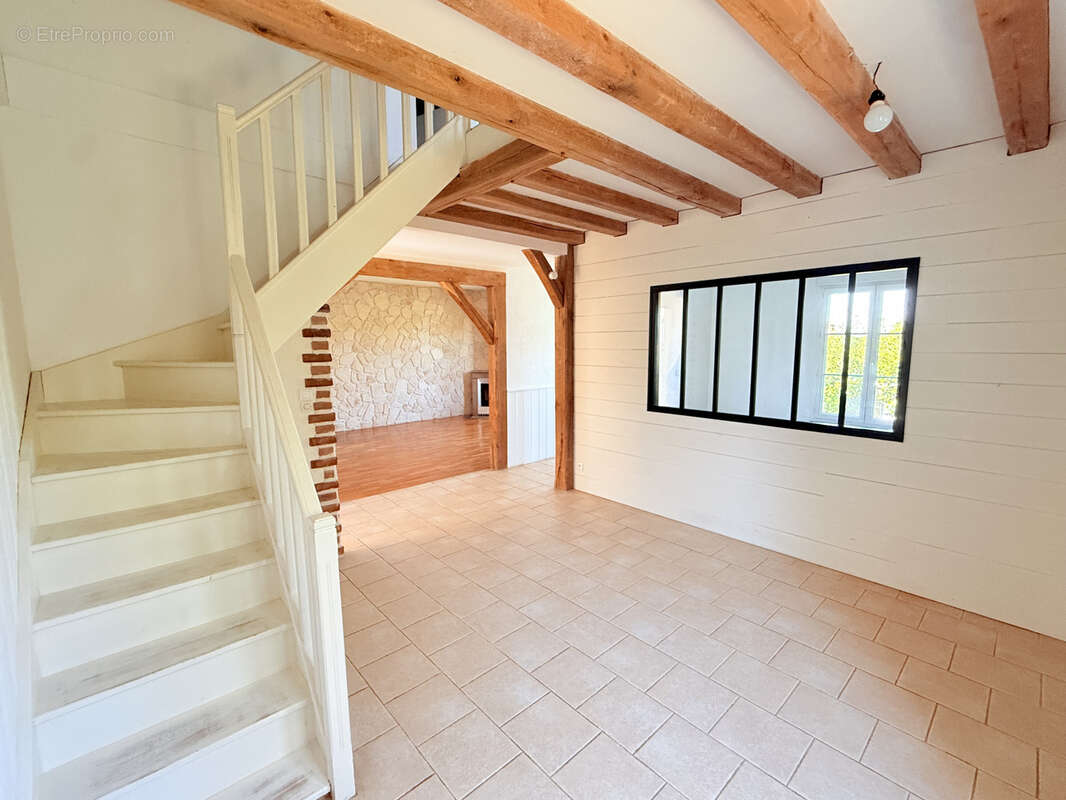 Maison à GARANCIERES