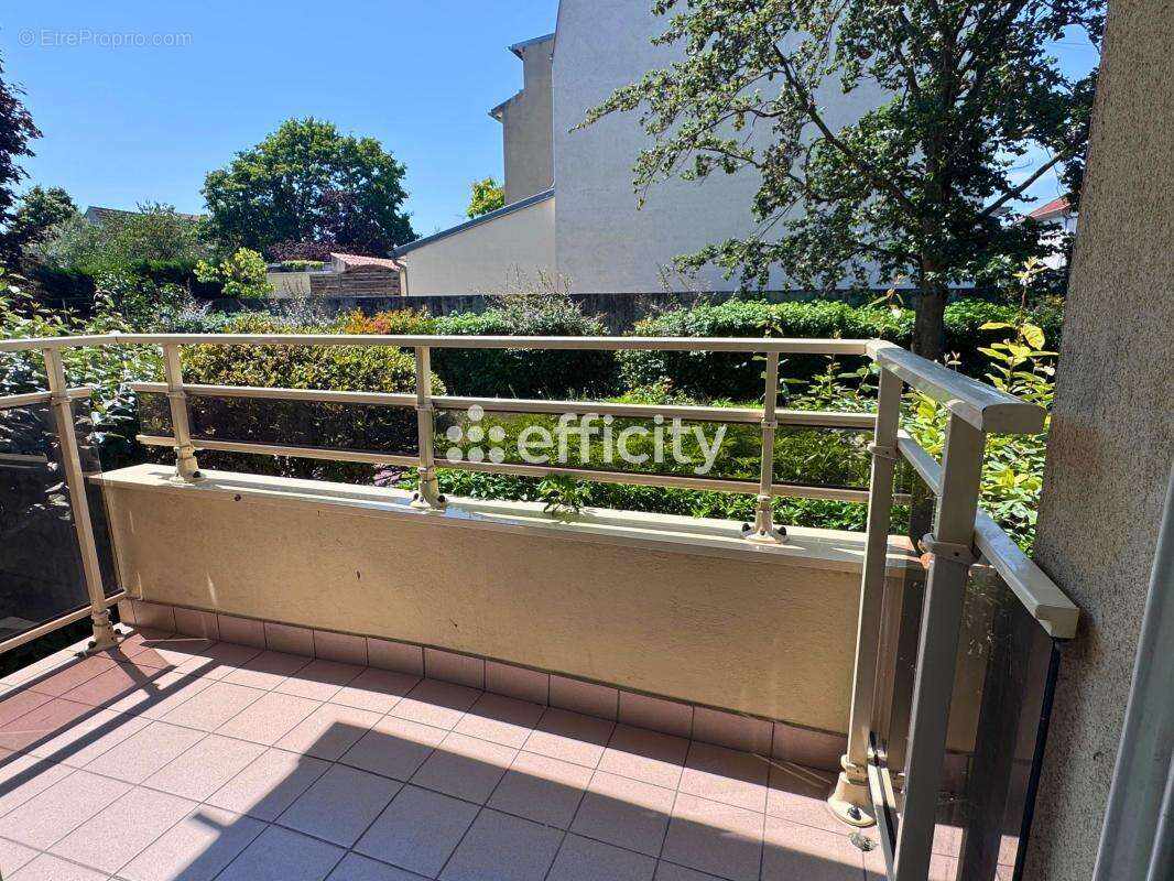 Appartement à RUEIL-MALMAISON