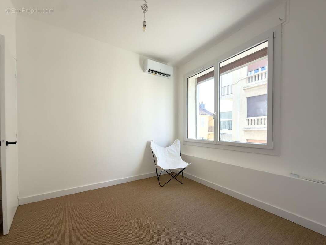 Appartement 85 m² à Marseille-8e  - photo 7