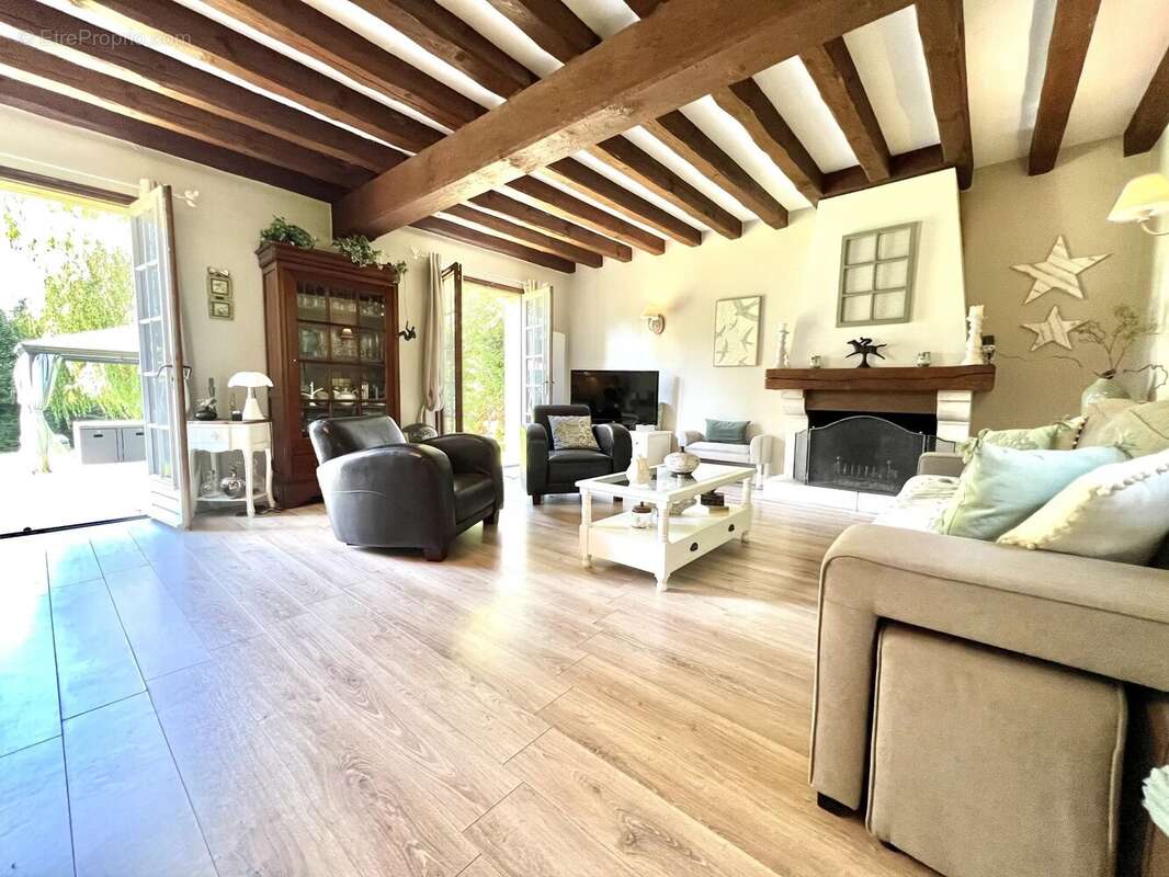 Maison à GRAVIGNY