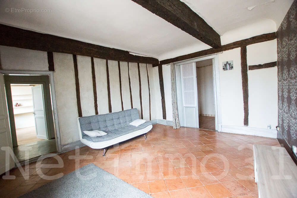 Maison à PUYLAURENS