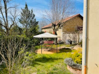 Maison à SAINT-LAURENT-LES-TOURS