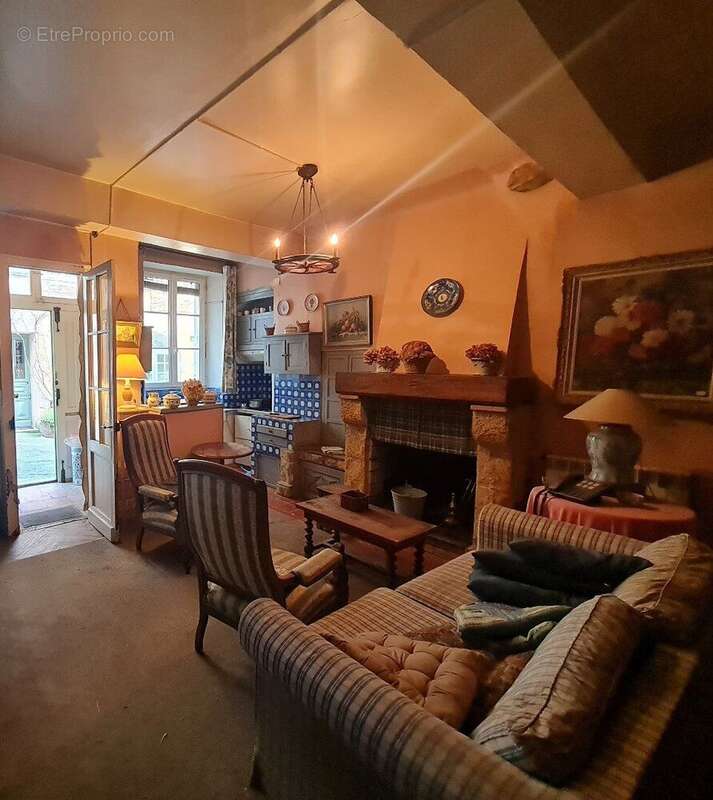 Maison à LECTOURE