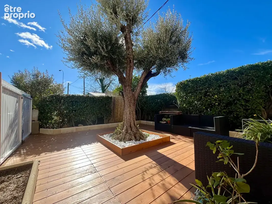Appartement à LE MUY