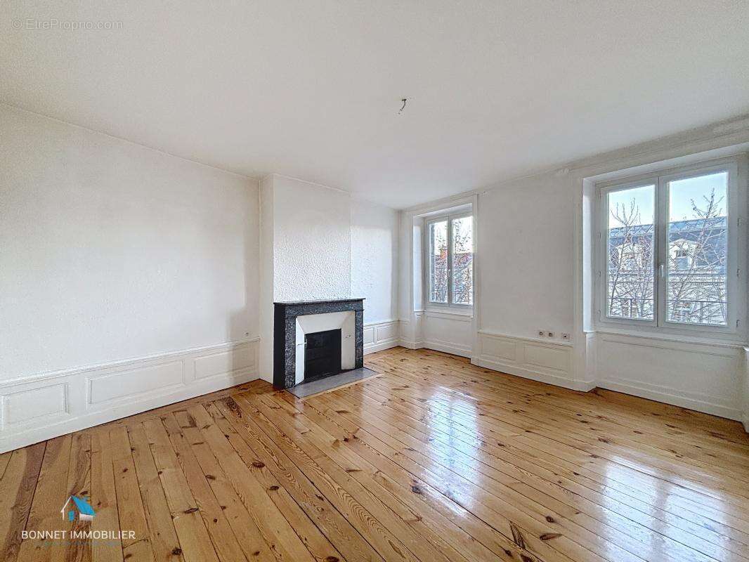 Appartement à CLERMONT-FERRAND