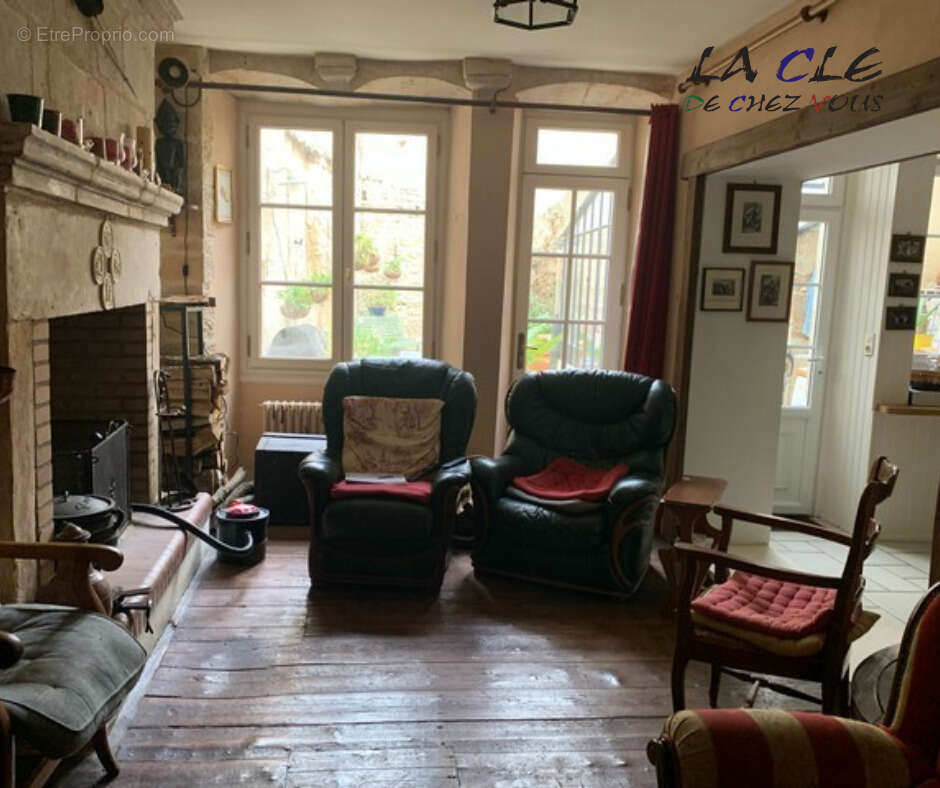 Maison à FONTENAY-LE-COMTE