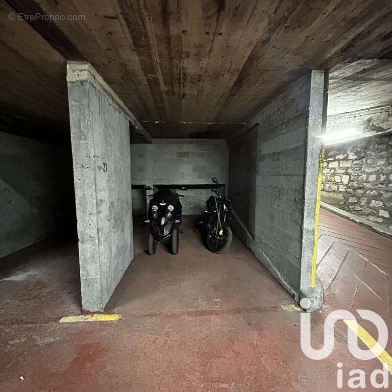 Photo 4 - Parking à PARIS-12E