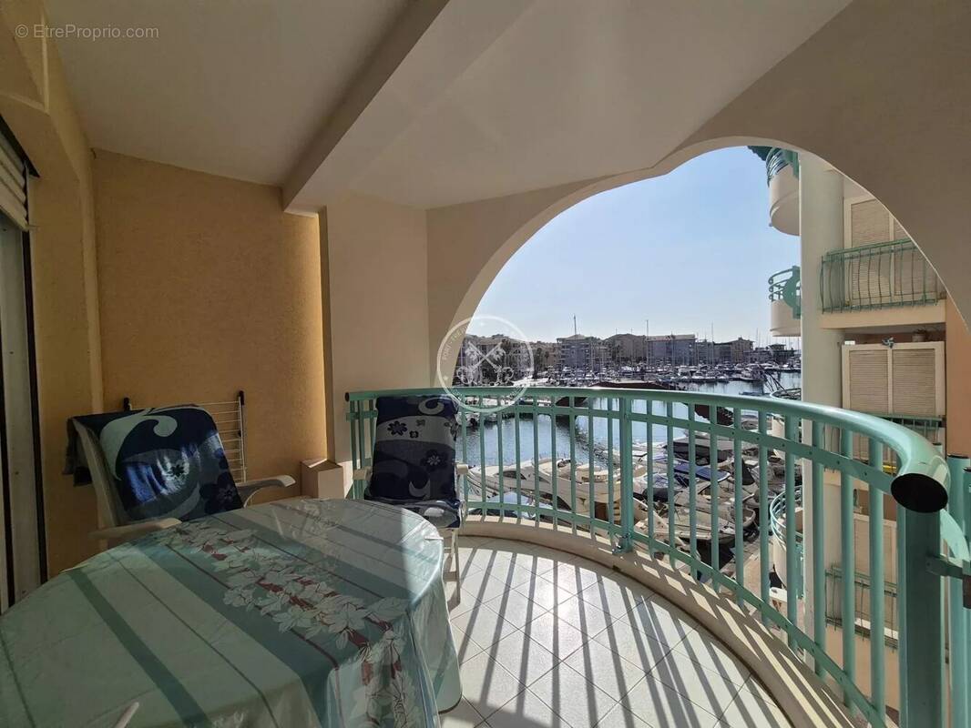 Appartement à FREJUS