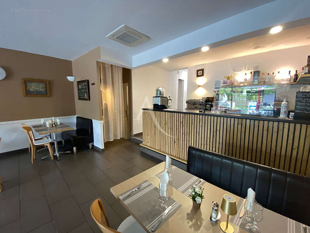 Commerce à CASTELNAUDARY