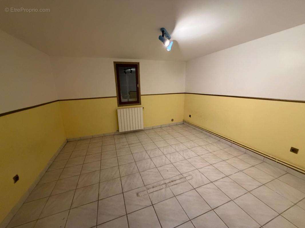 Grande Maison Familiale avec Potentiel Locatif - photo 10