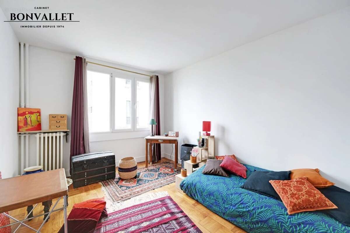 Appartement à PARIS-15E