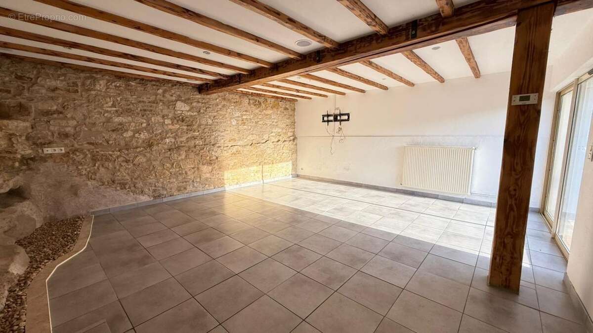 Maison à NONTRON
