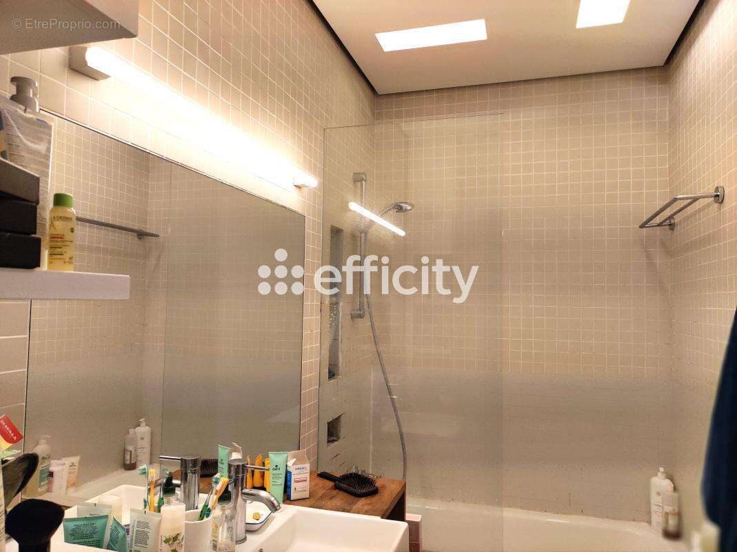 Appartement à ENGHIEN-LES-BAINS