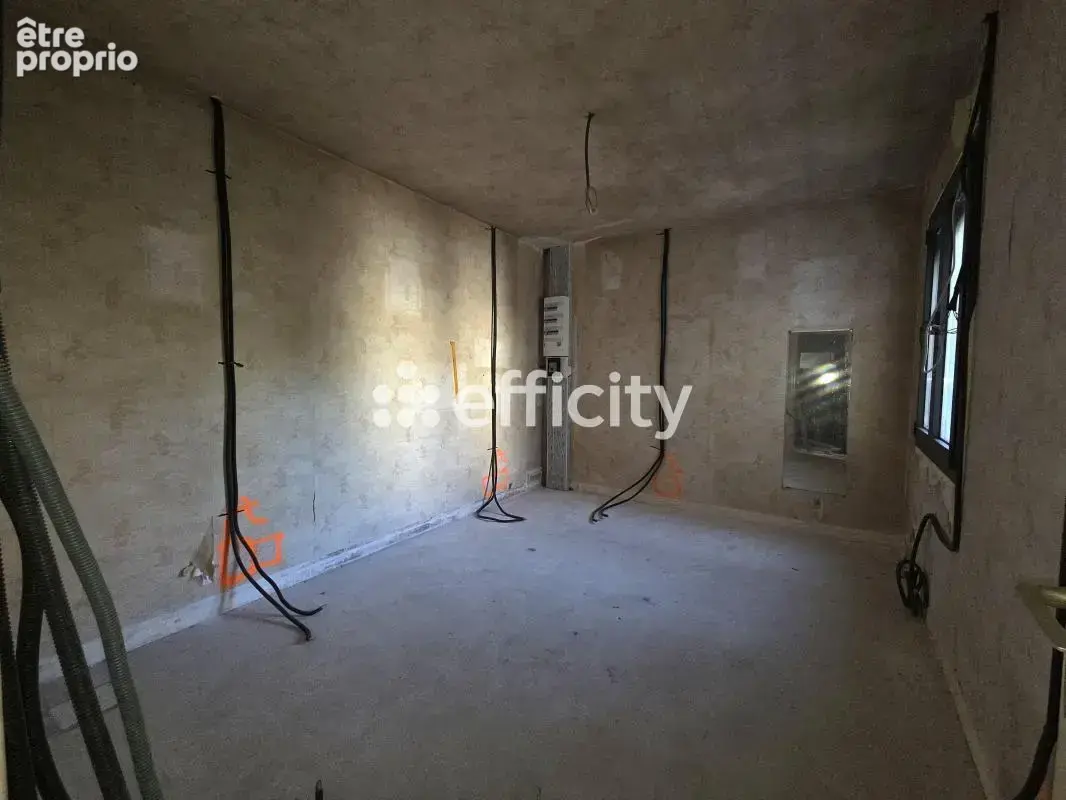 Maison 3 pièces 61 m² à vendre à Villeneuve-Le-Roi (94290) - photo 9