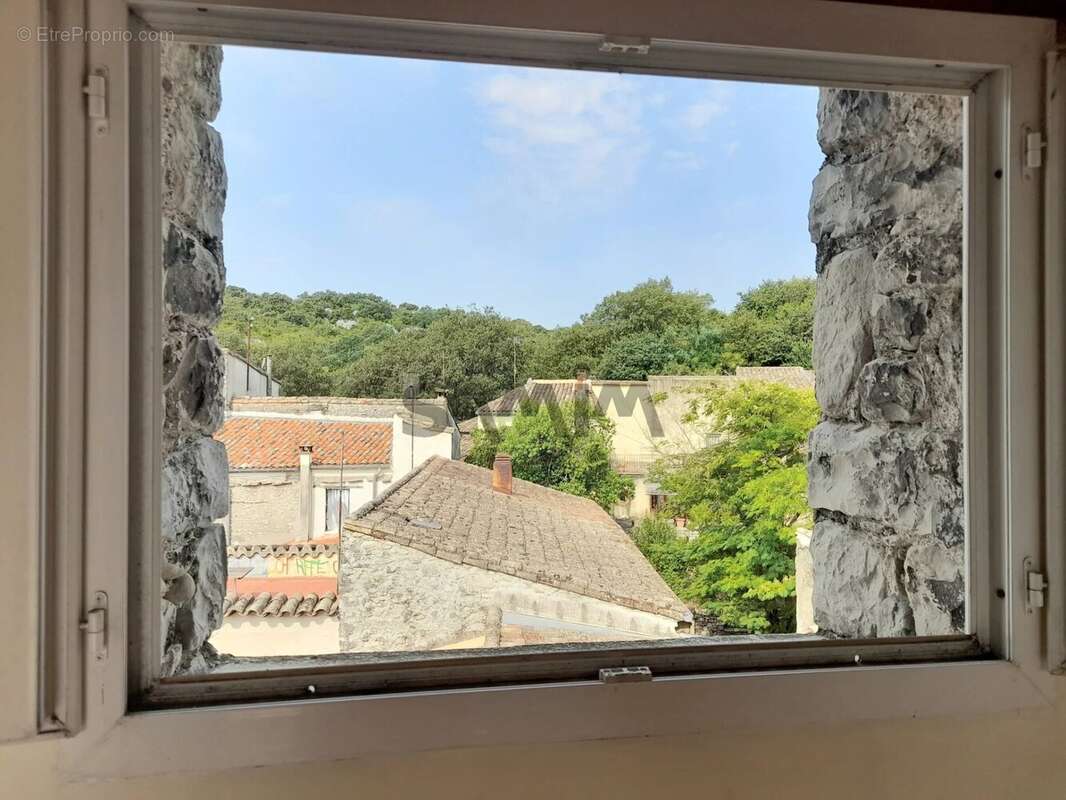 A vendre immeuble locatif- de 135 m2 au coeur de sauve - photo 1