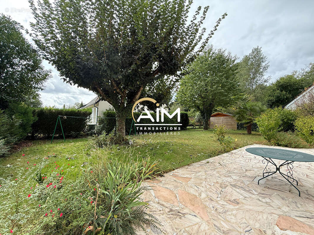 Maison à MONTLOUIS-SUR-LOIRE