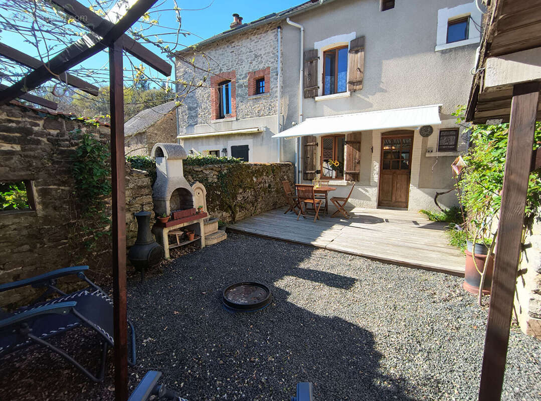 Maison à LA SOUTERRAINE