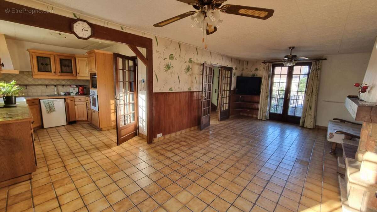 Maison à VIRY-CHATILLON