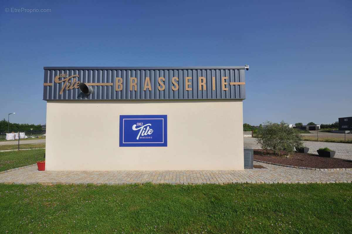 Commerce à MIREMONT